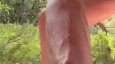 M-Kat – Pee