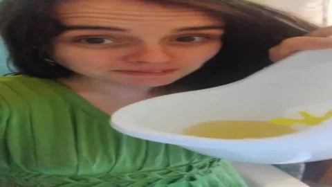 Nasty Fetish Dumping: FUN PEE ON MYSELF