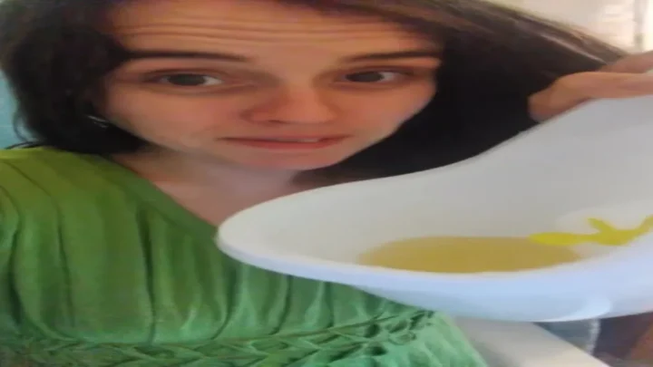 Nasty Fetish Dumping: FUN PEE ON MYSELF