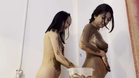 asiansteppe – Steppgirl Lisa and Steppegirl Aya Muddy Girl-on-Girl