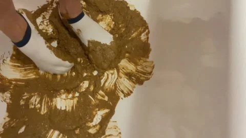 Lily – Loose Stools Anal Mess Play
