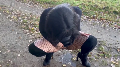 Scarlett-Kiss – Mein 1 Piss Clip und dann gleich Outdoor