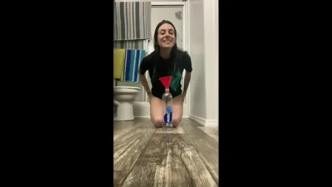 Liz Raw – Filling up Bottle with Pee