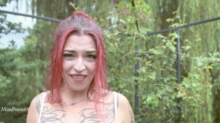 Hot Neighbor Pee s for You