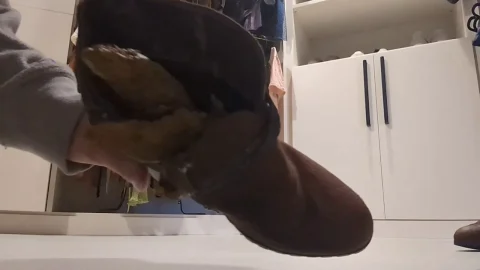 BetweenMyCheeks – Long Turd In My Shoe – Extra
