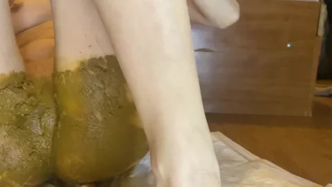 p00girl – Diarrhea in Shorts Fisting Dirty Ass