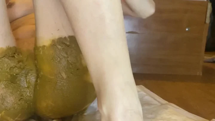 p00girl – Diarrhea in Shorts Fisting Dirty Ass