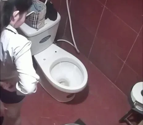 Unexpectedly Spotted Busty Girl Changing Clothes