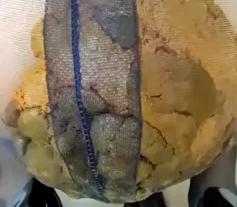 Chinese Girl Pooping – Soiled Underwear Bathroom Scene