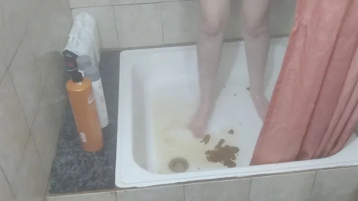 RavenHearth666 – Stepping and Squashing Poop with My Feet