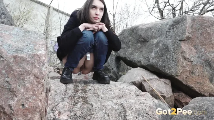 Lara On The Lookout – Outdoor Peeing Scene