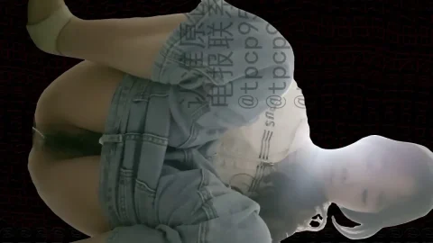 Girl with white hair and glasses is holding a selfie