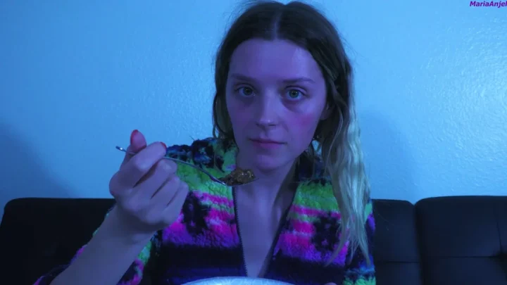 MariaAnjel – My Shitty Desert Blowjob & Peanut Butter Fun