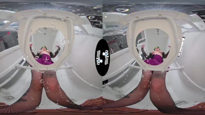 Goth Girl Kittycamtime Waters Her Toilet Goblin
