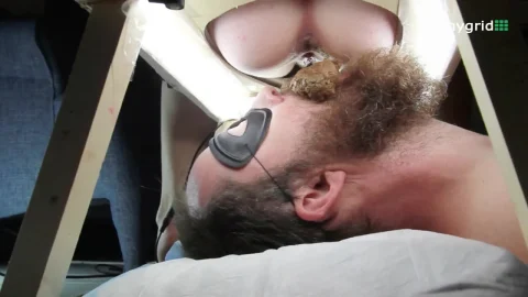 Thats a Good Toilet – Blowjob on the Bathroom Seat