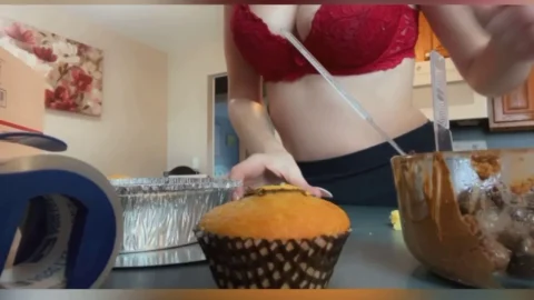 ArabScatGoddess – Making The Perfect Muffins