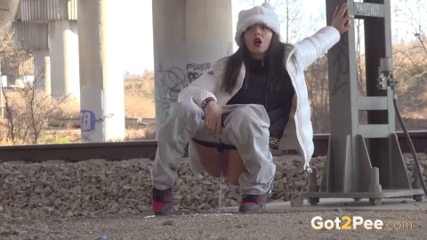 Mini Mitzi – Road Hazard Pisses Under Bridge