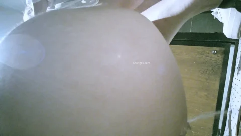 Toilet Shots – Two Best Friends Fuck