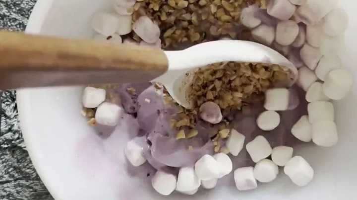 This Time I’m Mixing Up an Ice Cream Sweet – Come Over