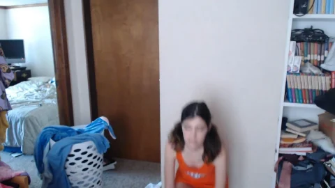 Cheerleader wets herself