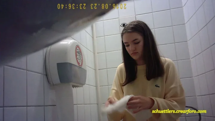 Student Restroom 66: Brunette Teen Pissed in Stall