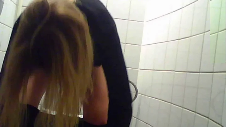Student Restroom 78 – Blonde Teen Anal With Toys