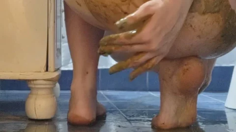 Ana Loves Dirty – Rolling in my own poop