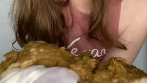 PrincessBabyLuna – Messy Teasing: Diaper Play & Tit Exposure